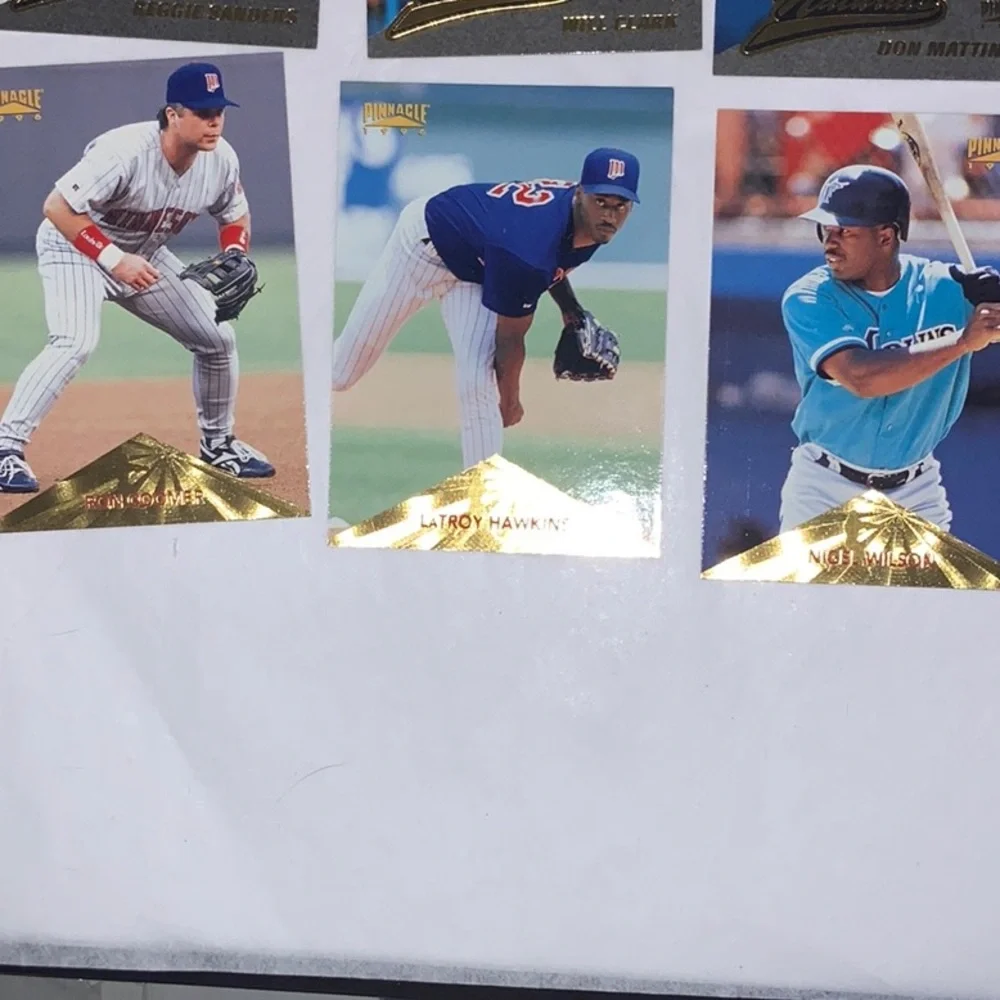 Bundle of Baseball Cards Lot 385